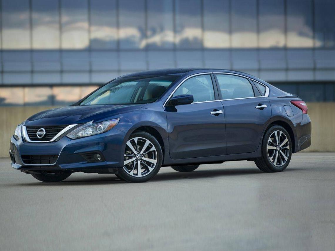 NISSAN ALTIMA 2018 1N4AL3AP4JC270461 image