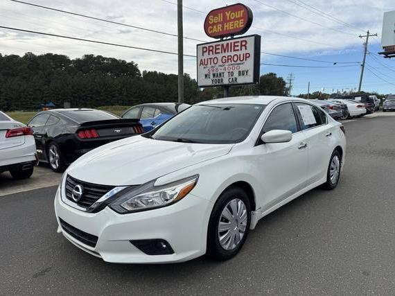 NISSAN ALTIMA 2018 1N4AL3AP2JC233408 image