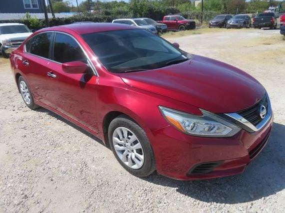 NISSAN ALTIMA 2018 1N4AL3AP4JC113996 image