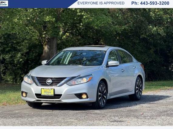 NISSAN ALTIMA 2018 1N4AL3AP2JC159603 image