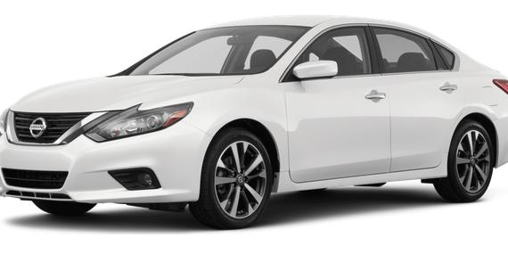 NISSAN ALTIMA 2018 1N4AL3AP6JC477062 image