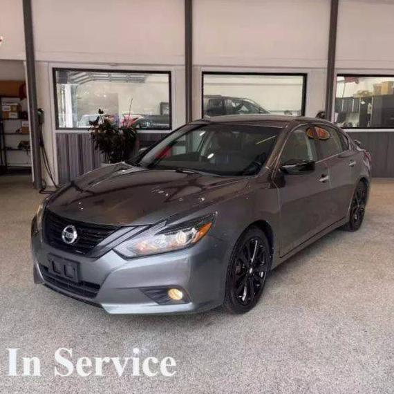 NISSAN ALTIMA 2018 1N4AL3AP0JC179669 image