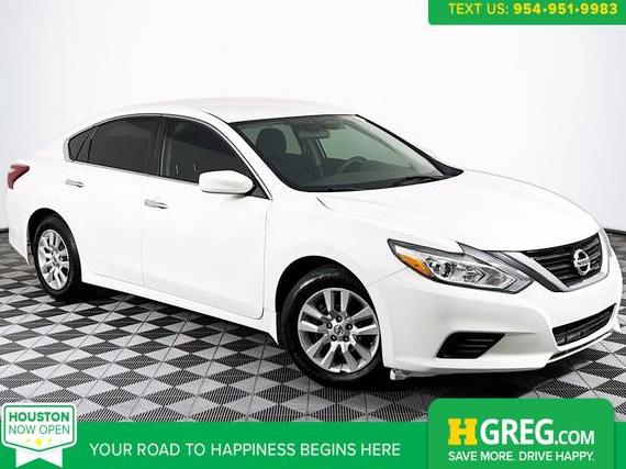 NISSAN ALTIMA 2018 1N4AL3AP3JC233658 image