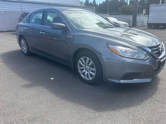 NISSAN ALTIMA 2018 1N4AL3AP4JC262134 image