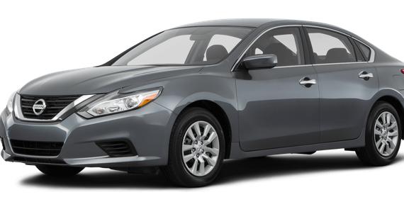 NISSAN ALTIMA 2018 1N4AL3AP3JC131924 image