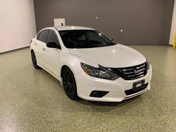 NISSAN ALTIMA 2018 1N4AL3AP1JC478930 image