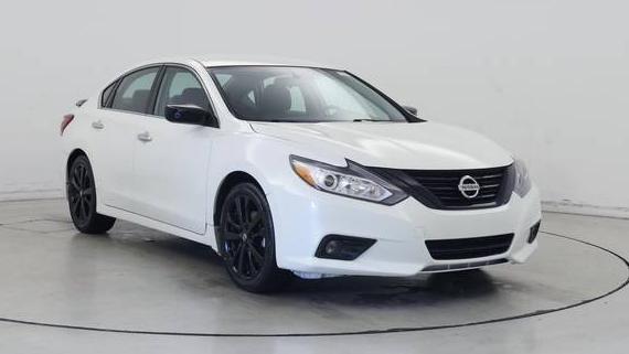 NISSAN ALTIMA 2018 1N4AL3AP1JC296662 image