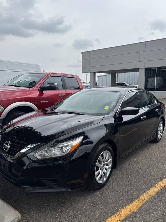 NISSAN ALTIMA 2018 1N4AL3AP4JC245883 image
