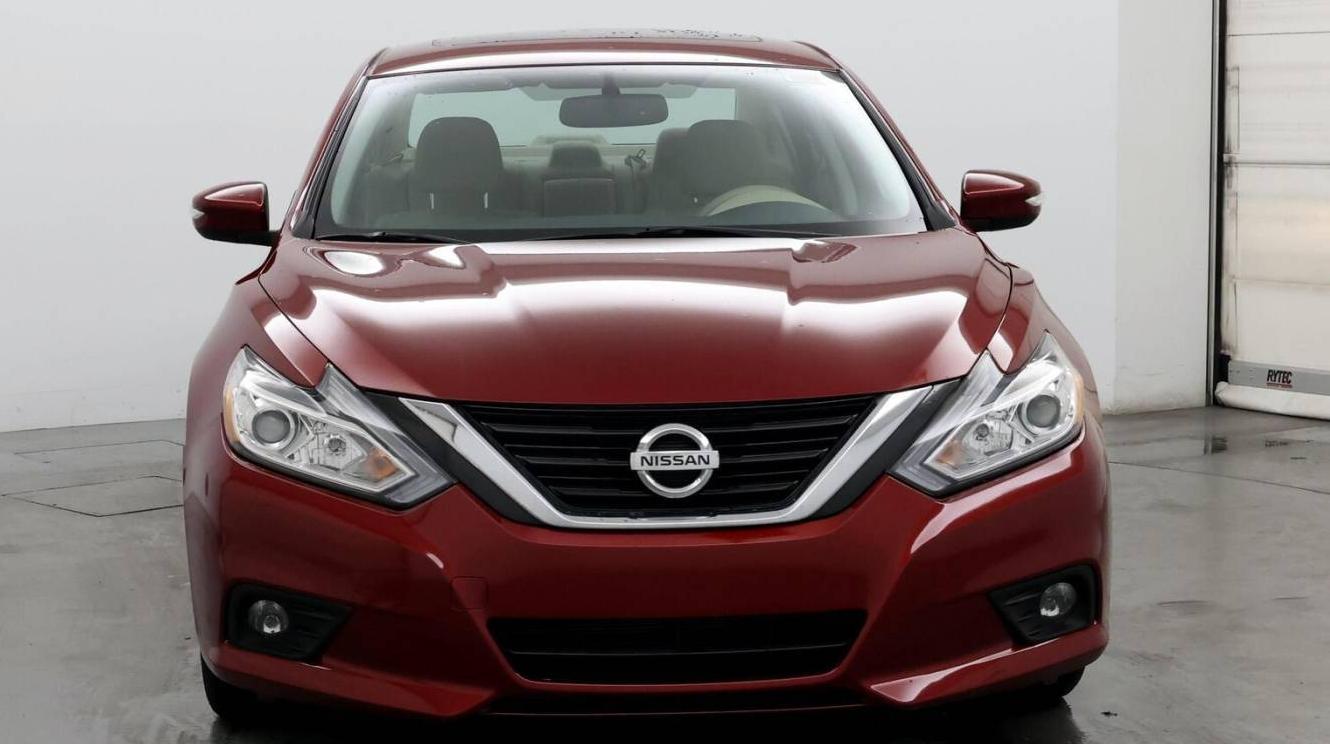 NISSAN ALTIMA 2018 1N4AL3APXJC147263 image