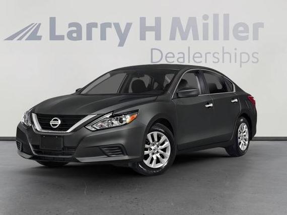 NISSAN ALTIMA 2018 1N4AL3APXJC209650 image