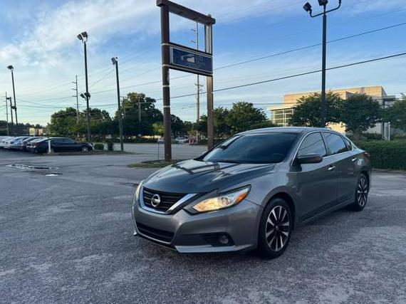 NISSAN ALTIMA 2018 1N4AL3AP2JC186333 image