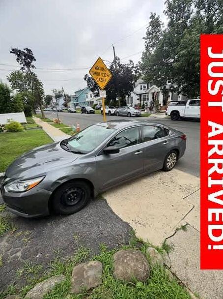 NISSAN ALTIMA 2018 1N4AL3AP7JC225398 image