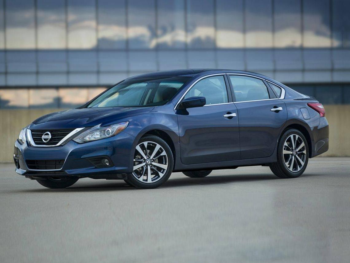 NISSAN ALTIMA 2018 1N4AL3AP9JC264834 image