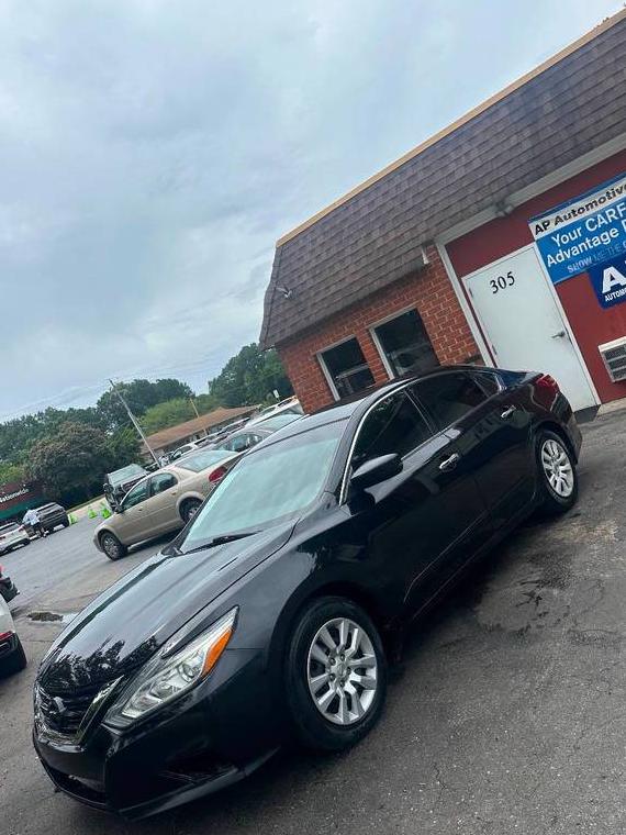 NISSAN ALTIMA 2018 1N4AL3AP8JC226950 image