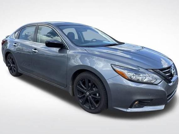 NISSAN ALTIMA 2018 1N4AL3AP6JC268646 image