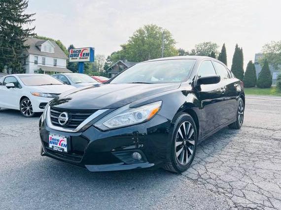 NISSAN ALTIMA 2018 1N4AL3AP3JC269169 image