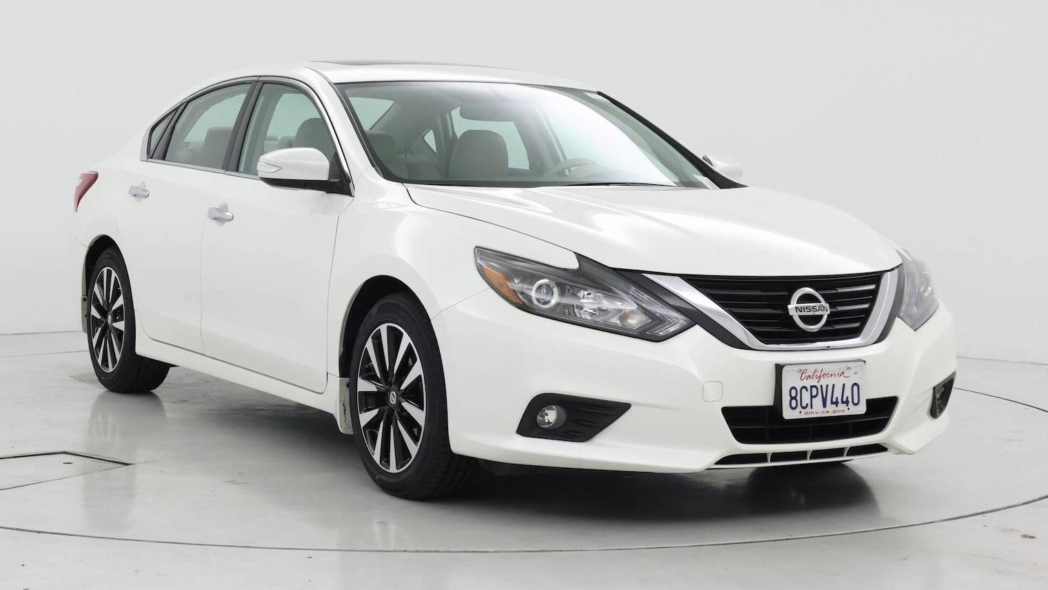 NISSAN ALTIMA 2018 1N4AL3AP6JC192345 image