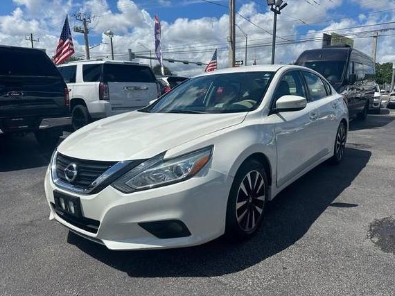 NISSAN ALTIMA 2018 1N4AL3AP7JC115144 image