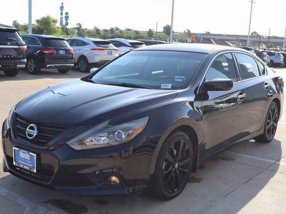 NISSAN ALTIMA 2018 1N4AL3AP4JC160624 image