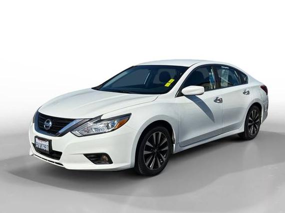 NISSAN ALTIMA 2018 1N4AL3AP2JC269650 image