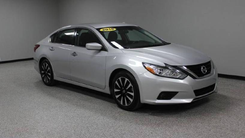 NISSAN ALTIMA 2018 1N4AL3AP3JC258737 image