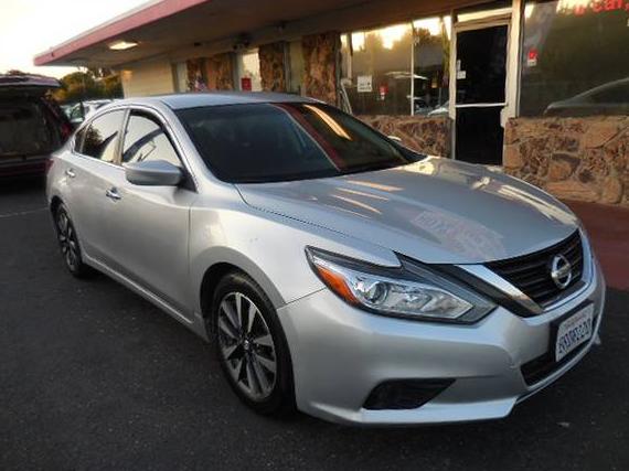 NISSAN ALTIMA 2018 1N4AL3AP4JC203150 image