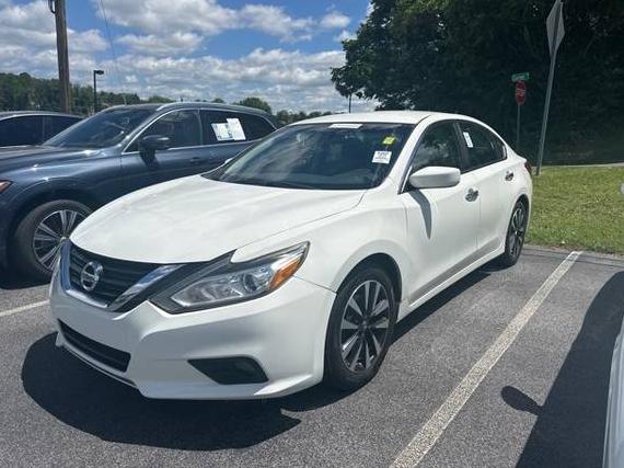 NISSAN ALTIMA 2018 1N4AL3APXJC175287 image