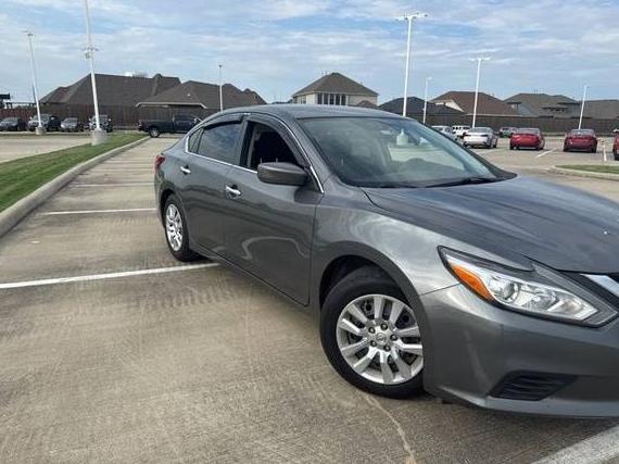 NISSAN ALTIMA 2018 1N4AL3AP7JC117430 image