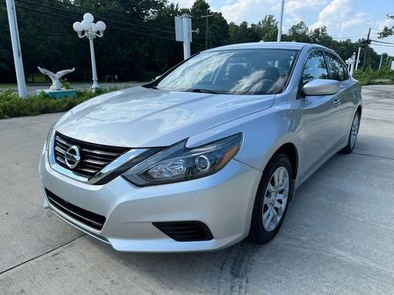 NISSAN ALTIMA 2018 1N4AL3AP5JC269450 image