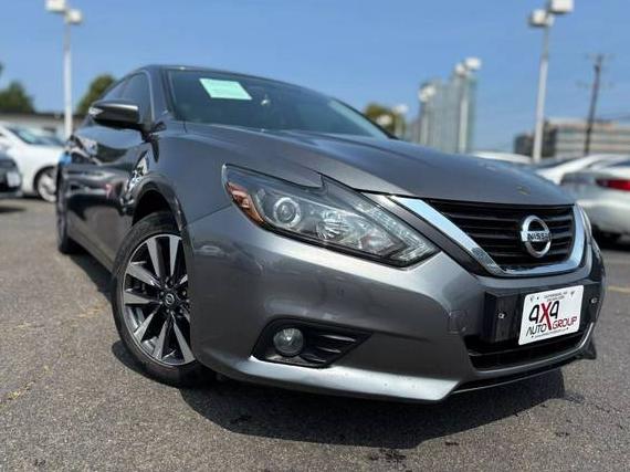 NISSAN ALTIMA 2017 1N4AL3APXHC480833 image