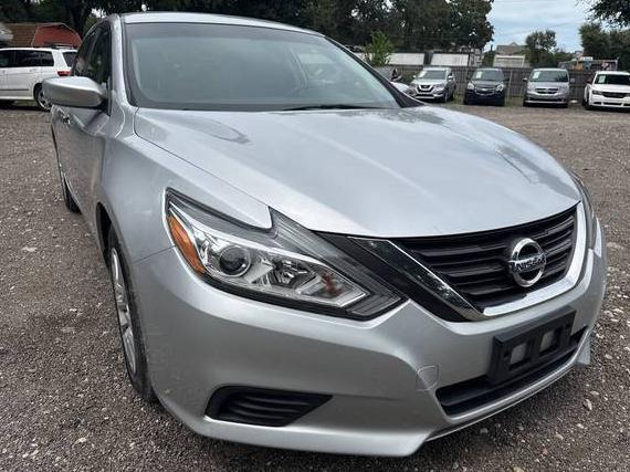 NISSAN ALTIMA 2017 1N4AL3AP0HN335207 image