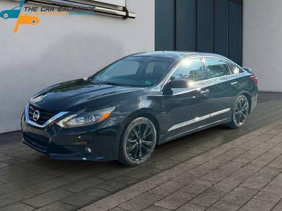 NISSAN ALTIMA 2017 1N4AL3AP1HC256480 image