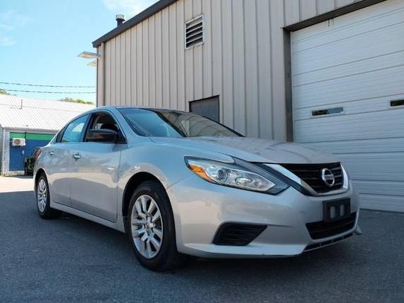 NISSAN ALTIMA 2017 1N4AL3AP0HN365064 image