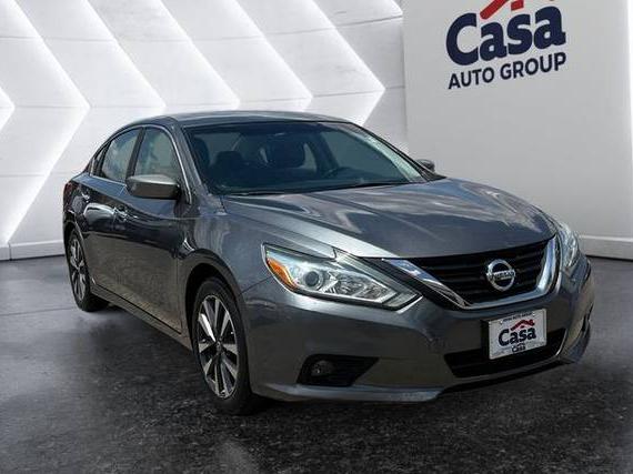 NISSAN ALTIMA 2017 1N4AL3AP8HC284275 image