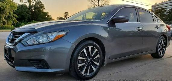 NISSAN ALTIMA 2017 1N4AL3AP1HC493809 image