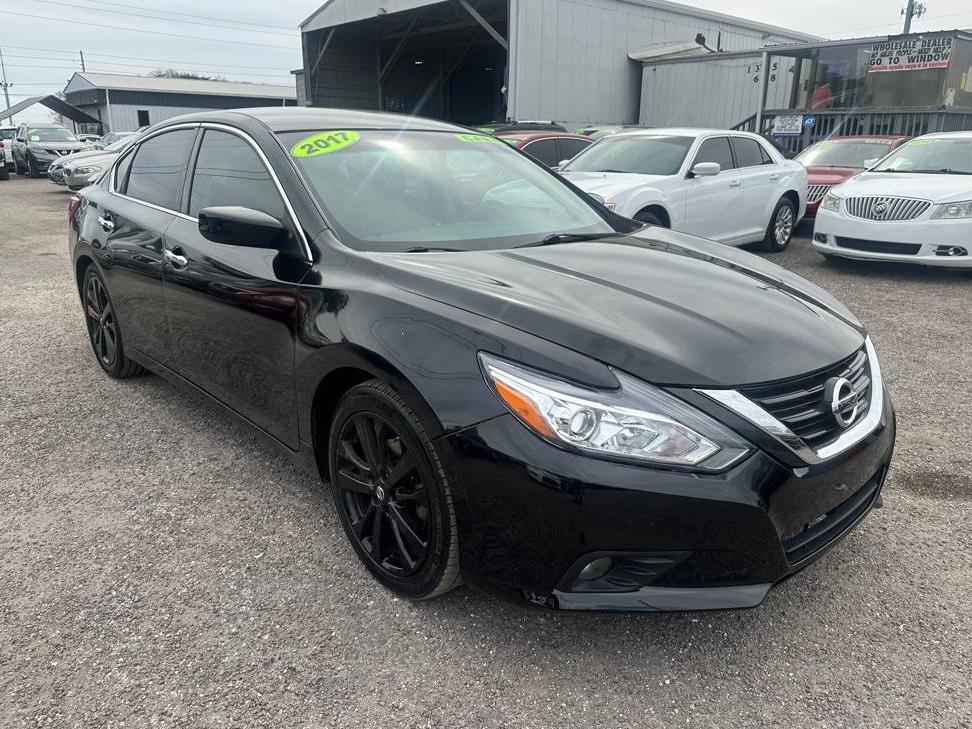 NISSAN ALTIMA 2017 1N4AL3AP2HC260747 image