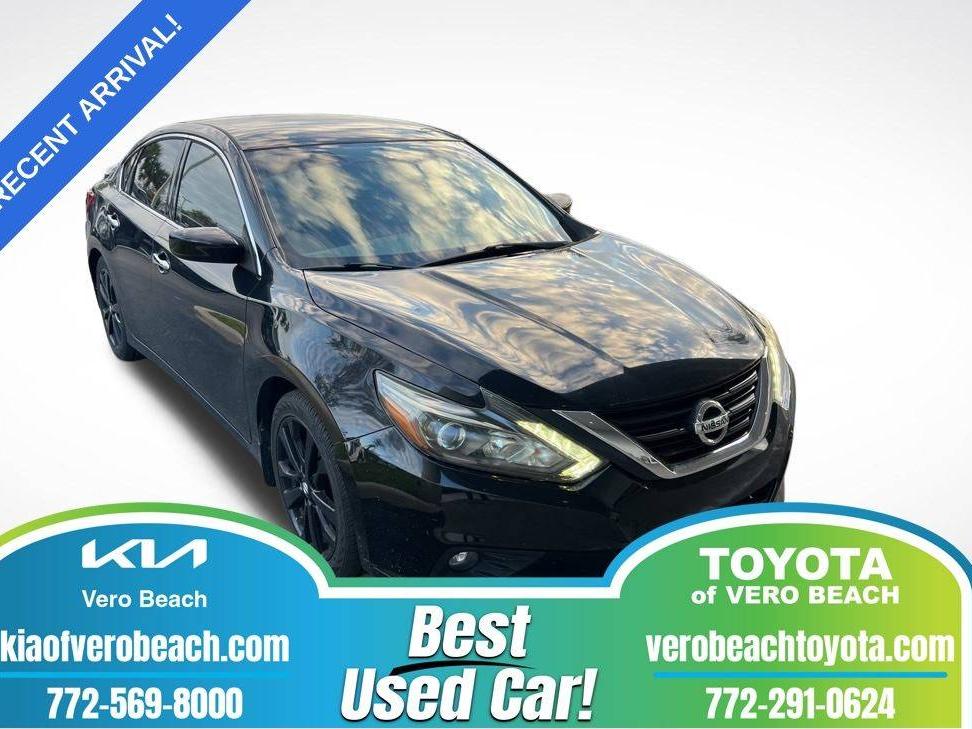 NISSAN ALTIMA 2017 1N4AL3AP7HC213147 image