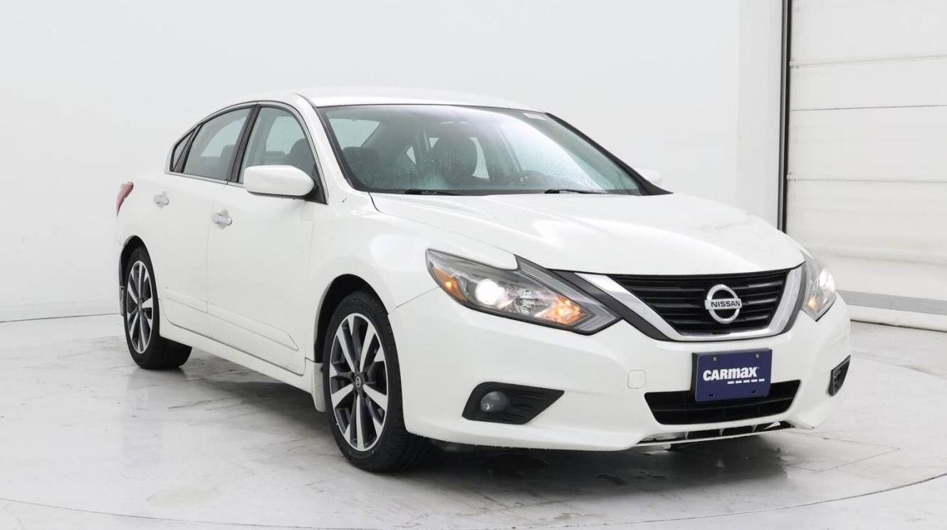 NISSAN ALTIMA 2017 1N4AL3AP3HC120657 image