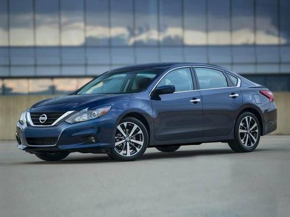 NISSAN ALTIMA 2017 1N4AL3AP8HC136868 image