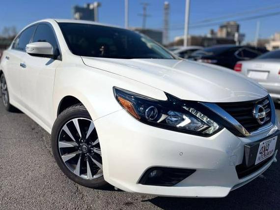 NISSAN ALTIMA 2017 1N4AL3AP1HC115229 image