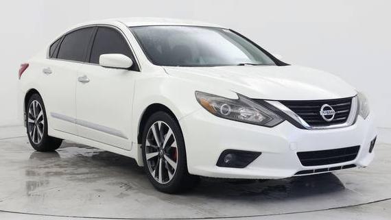NISSAN ALTIMA 2017 1N4AL3AP3HC184777 image