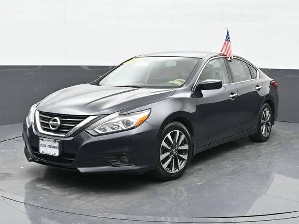 NISSAN ALTIMA 2017 1N4AL3AP3HC135501 image