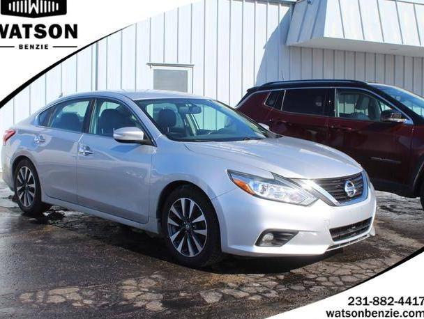 NISSAN ALTIMA 2017 1N4AL3AP4HC234165 image