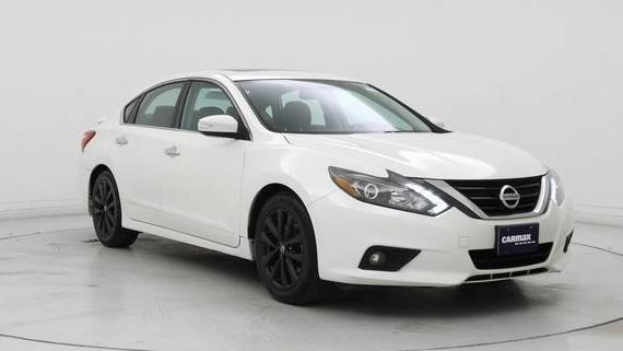 NISSAN ALTIMA 2017 1N4AL3AP4HC131585 image