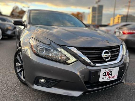 NISSAN ALTIMA 2017 1N4AL3AP3HC154775 image
