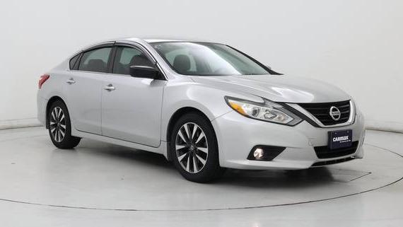 NISSAN ALTIMA 2017 1N4AL3AP5HC151375 image