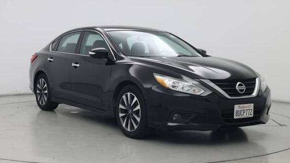 NISSAN ALTIMA 2017 1N4AL3AP7HC172471 image