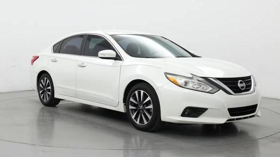 NISSAN ALTIMA 2017 1N4AL3AP3HC186576 image