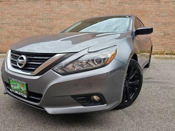 NISSAN ALTIMA 2017 1N4AL3AP4HN358800 image