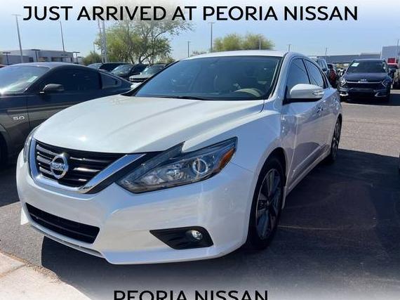 NISSAN ALTIMA 2017 1N4AL3AP5HC215897 image